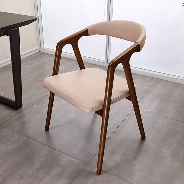 GDC Hot Selling Nordic Wooden Legs Frame Dining Tables