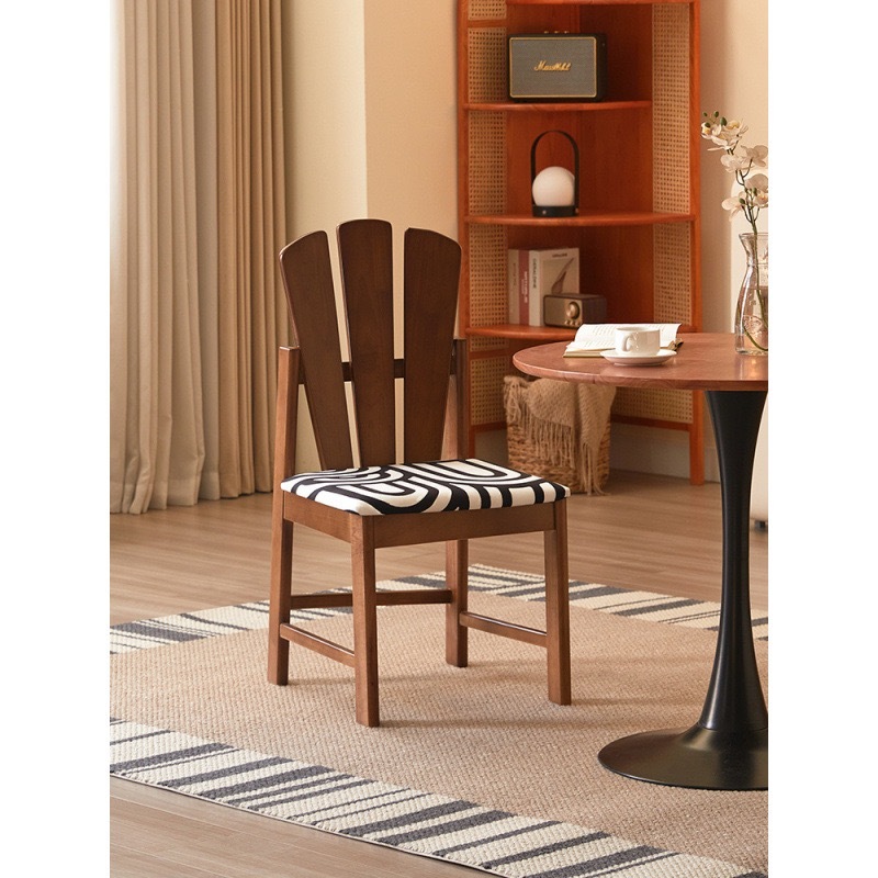GDC Medieval Style Solid Wood Creative Art Home Chair