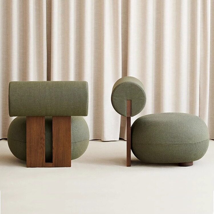 Nordic Solid Wood Sofa Chair Modern Minimalist Luxury Cream-Toned
